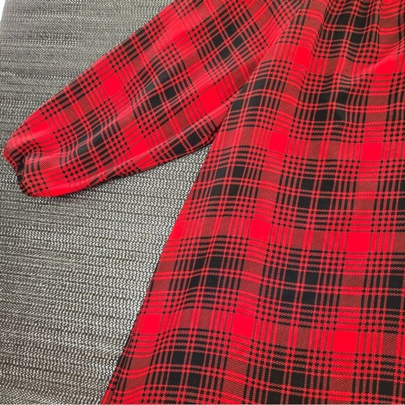 Women's Size Large Chaps Denim 3/4 Sleeve 5 Button Pull Over Blouse - Picture 3 of 12